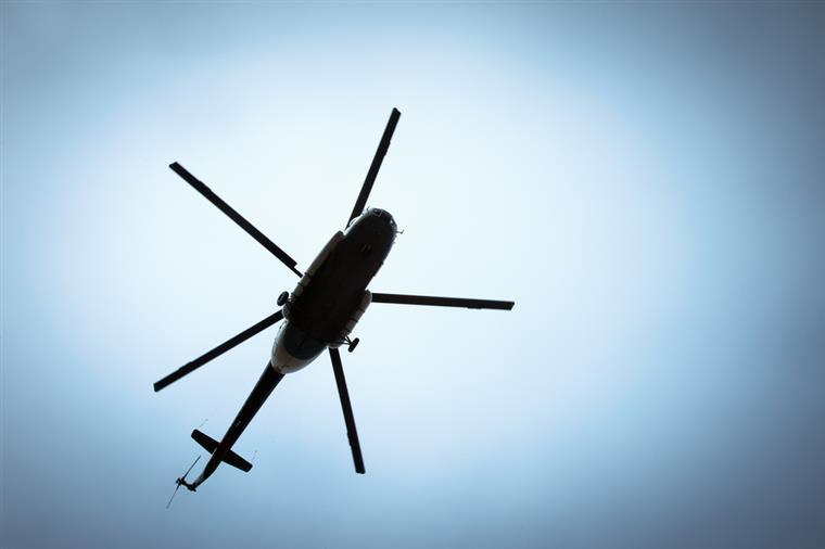Helicóptero cai no Reino Unido