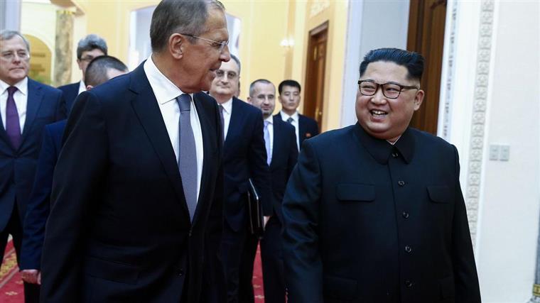 Coreia do Norte. Kim resolveu trazer a Rússia para ter mais peso no diálogo