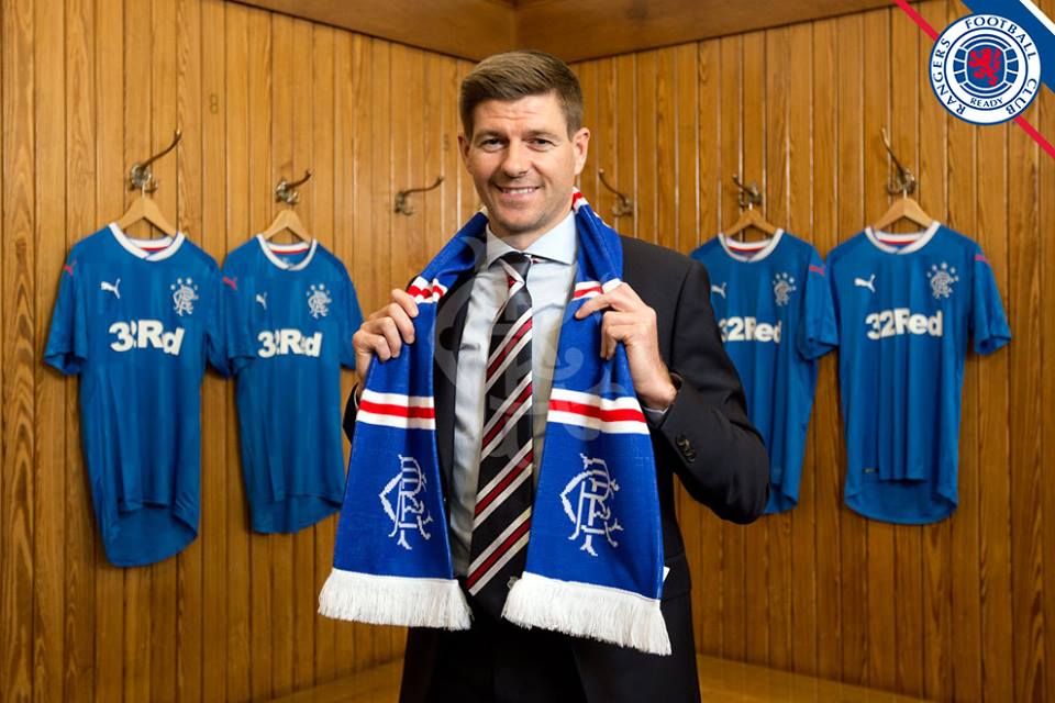 Escócia. Gerrard vai treinar o Glasgow Rangers