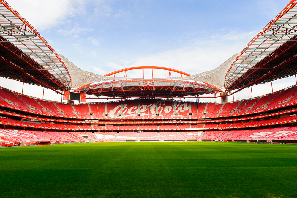 UEFA diz que vouchers do Benfica não são crime