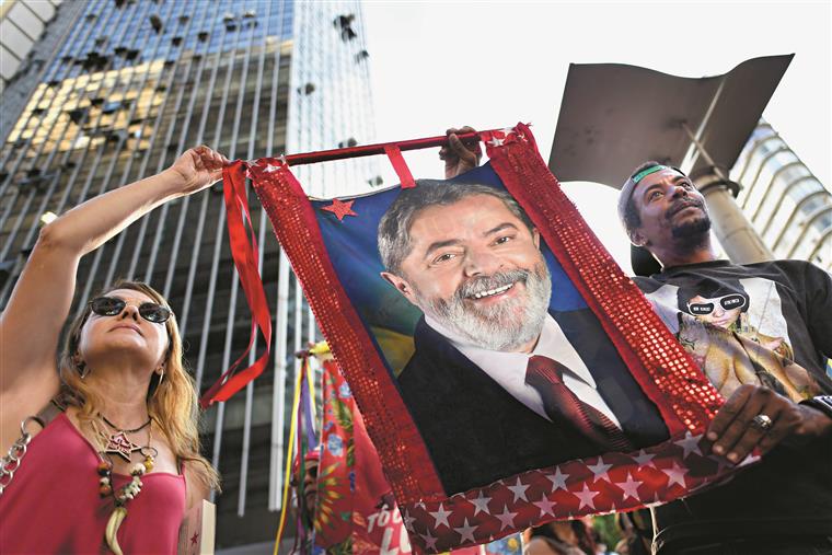 Lula será o candidato do PT para as presidenciais brasileiras