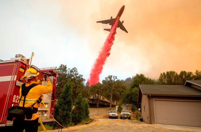 Política ambientalista é a culpada pelo maior incêndio da história da Califórnia, diz Trump