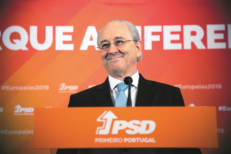 Rui Rio condena “o maior e mais caro Governo da história toda de Portugal”