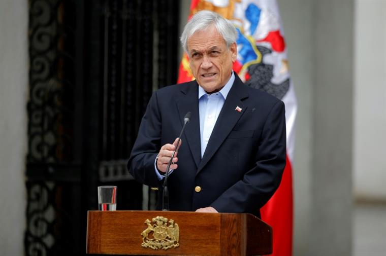 Chile. Presidente aceita reivindicações populares e anuncia mudanças na Constituição