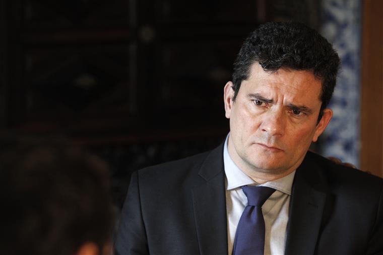 Sergio Moro: “Não respondo a criminosos, presos ou soltos”