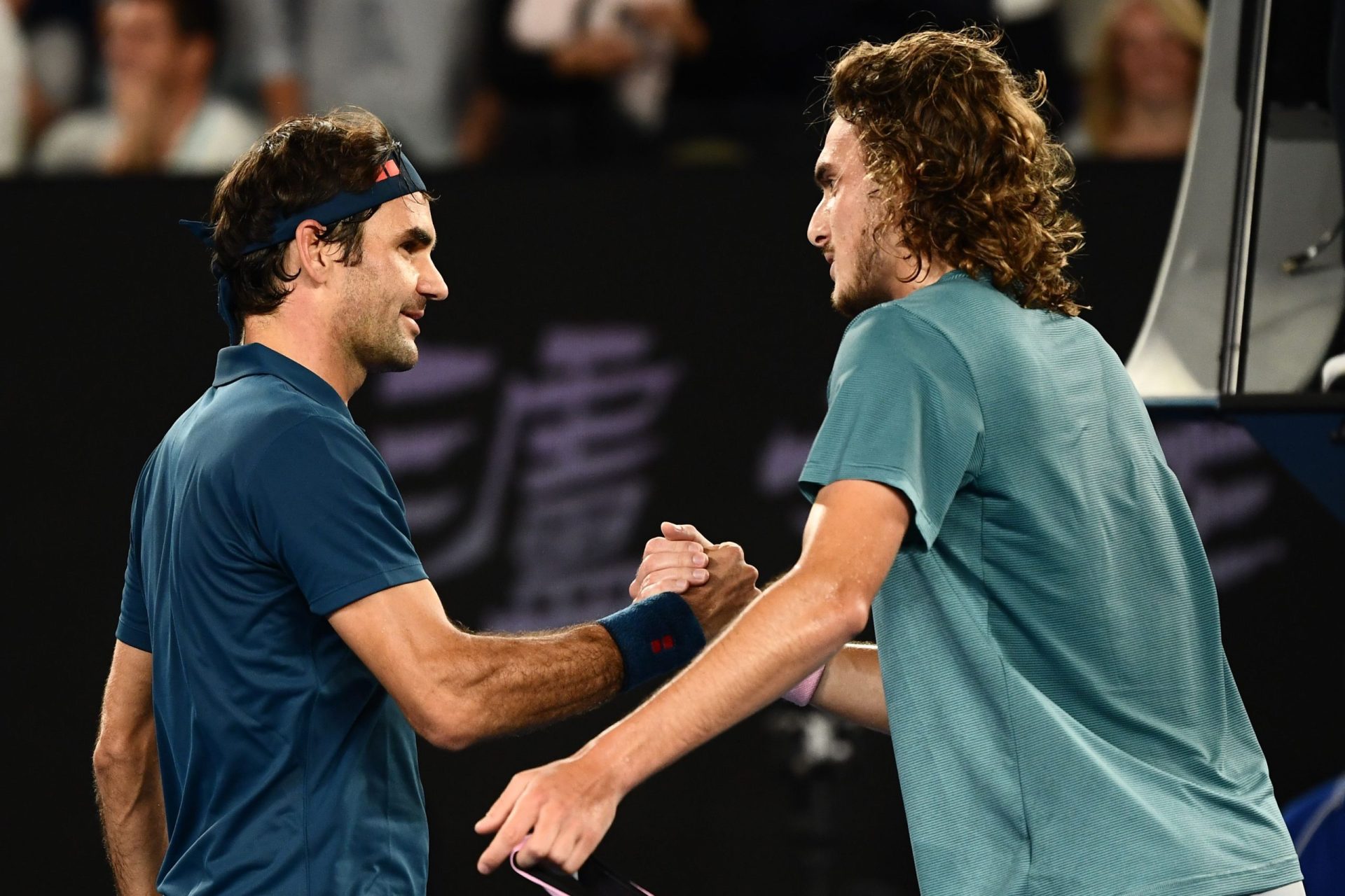 Open da Austrália. Federer cai nos oitavos e faz de Tsitsipas o &#8220;homem mais feliz do mundo&#8221;
