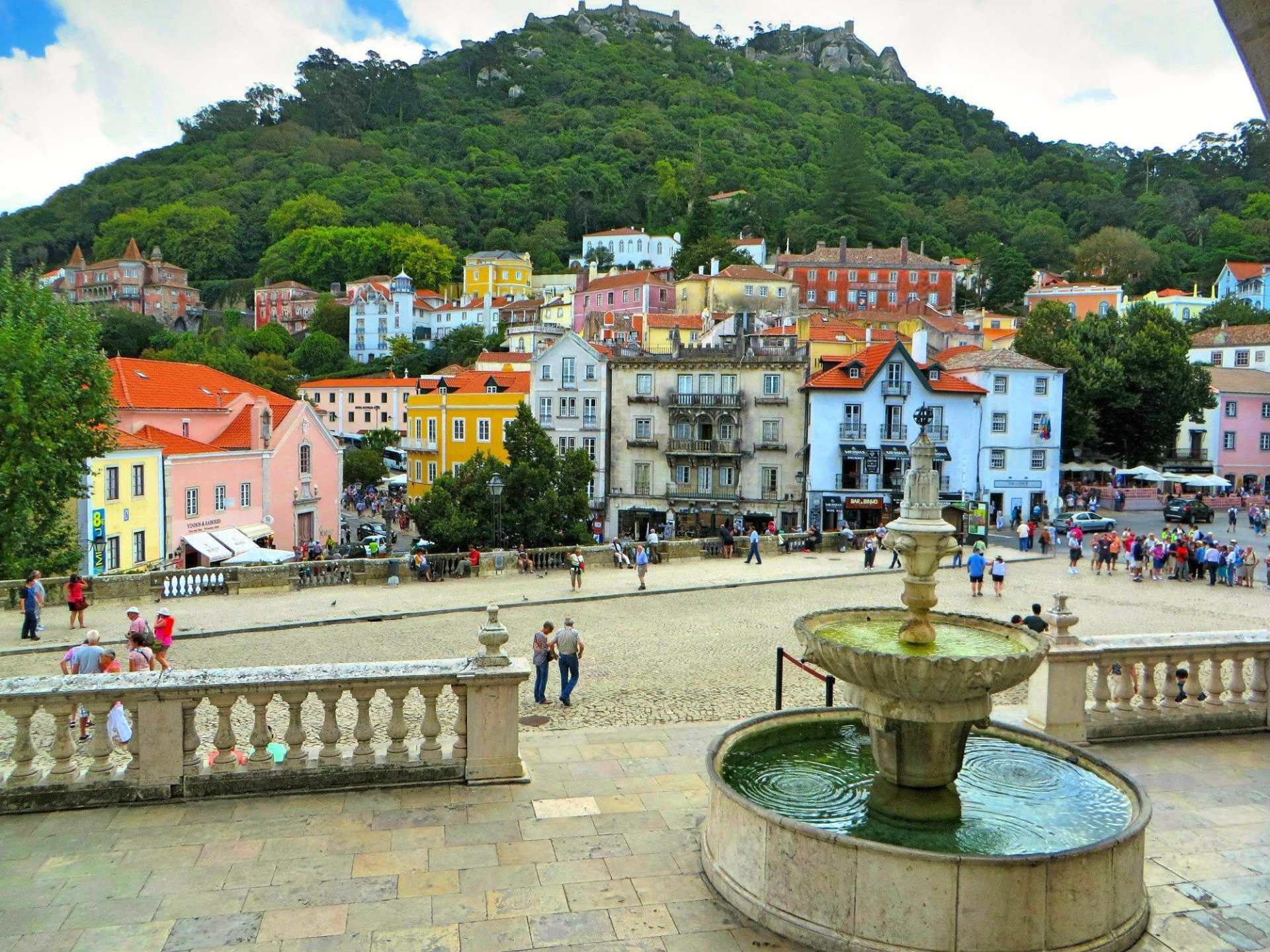 Câmara de Sintra vai cobrar taxa turística de um euro