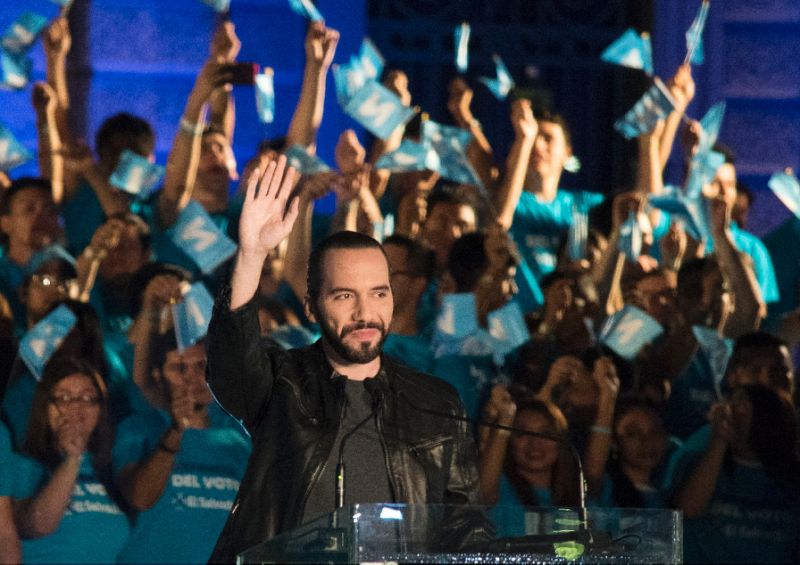 Novo presidente põe fim a trinta anos de bipartidarismo em El Salvador