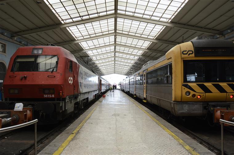 CP suprime cinco comboios por dia por falta de material