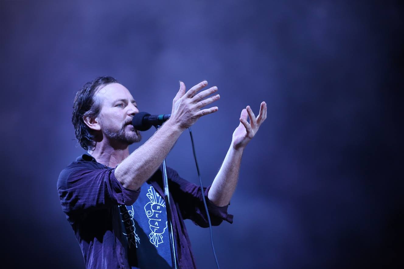 Eddie Vedder anuncia concerto em Lisboa