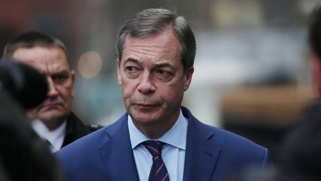 Nigel Farage lidera intenções de voto britânicas para as europeias