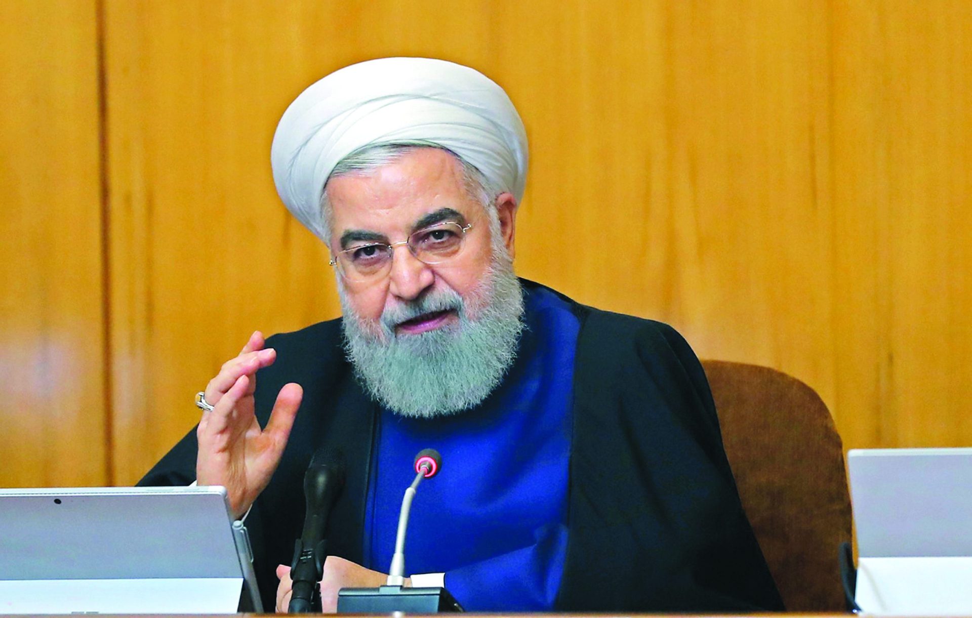 Irão. Presidente avisa iranianos para as dificuldades que aí vêm