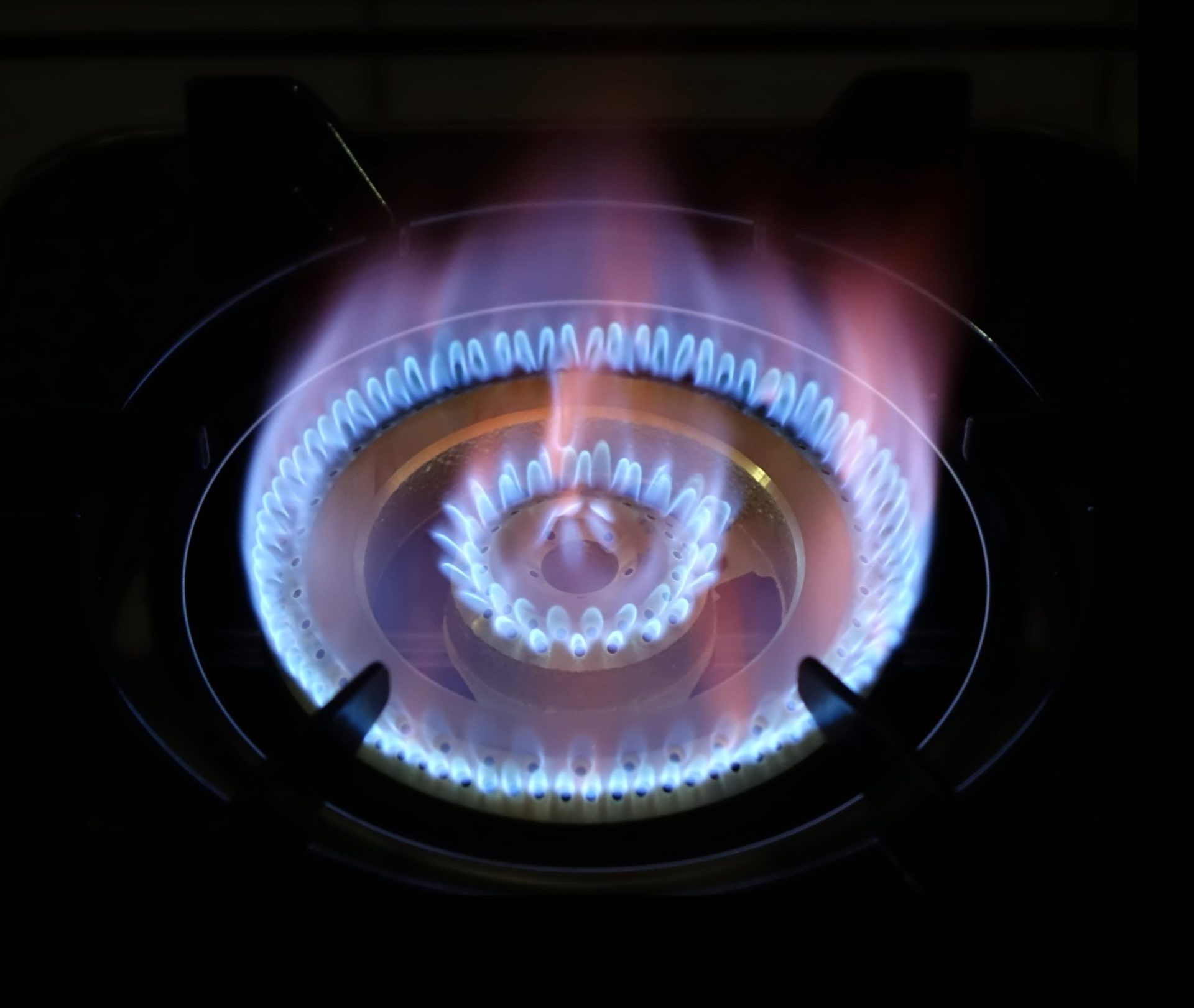 ERSE aprova descida de 2,2% nas tarifas transitórias do gás natural