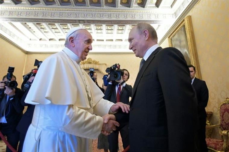 Putin visita Papa