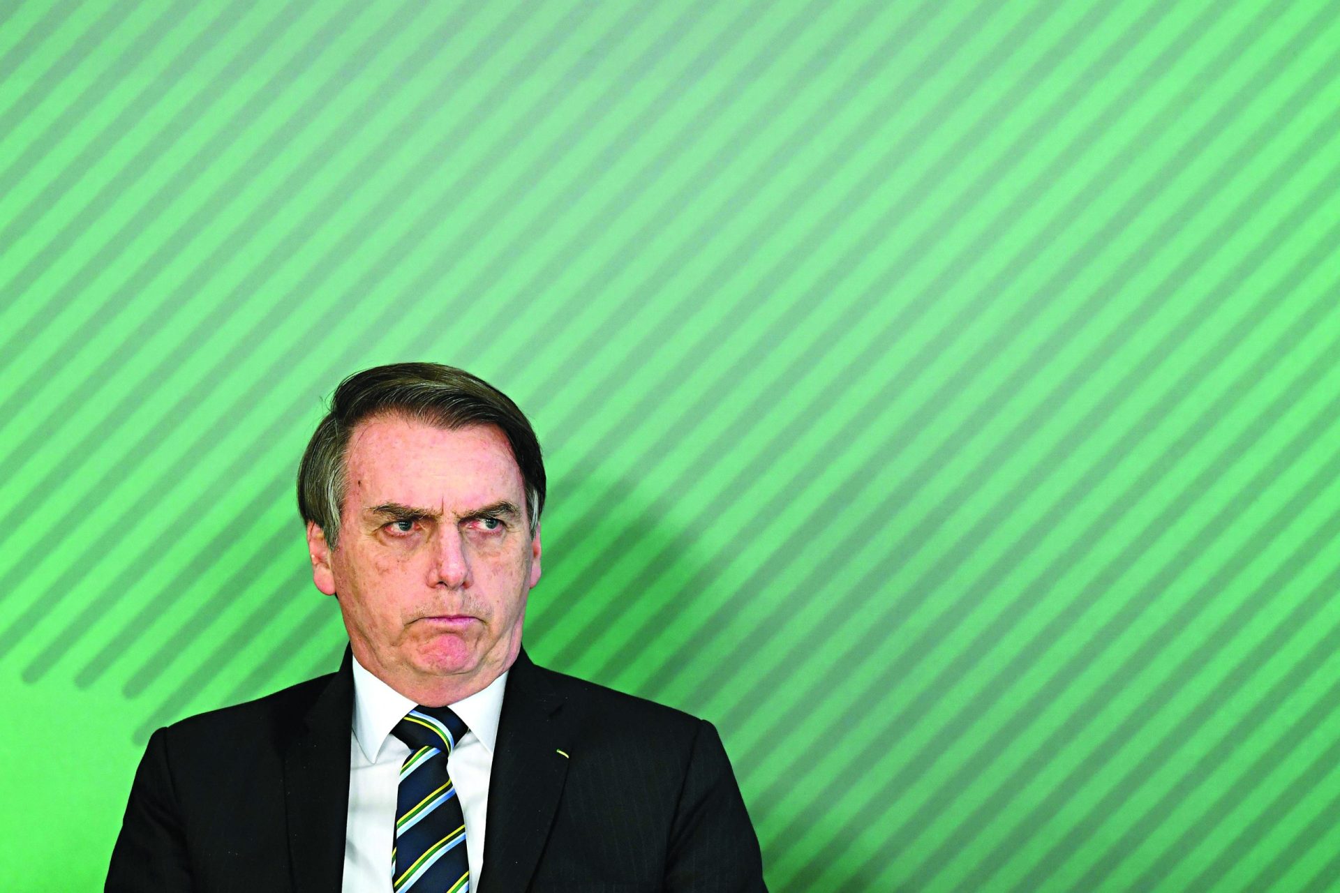Desaprovação de Bolsonaro cresce dramaticamente