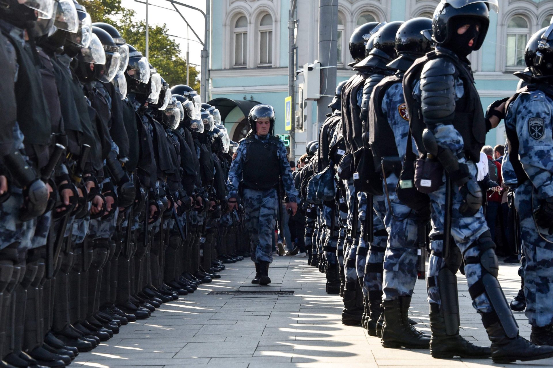 Mais de 600 detenções e espancamentos em Moscovo