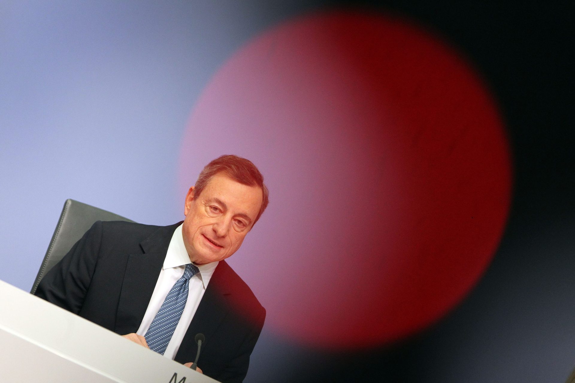 Zona euro. BCE revê em baixa crescimento económico