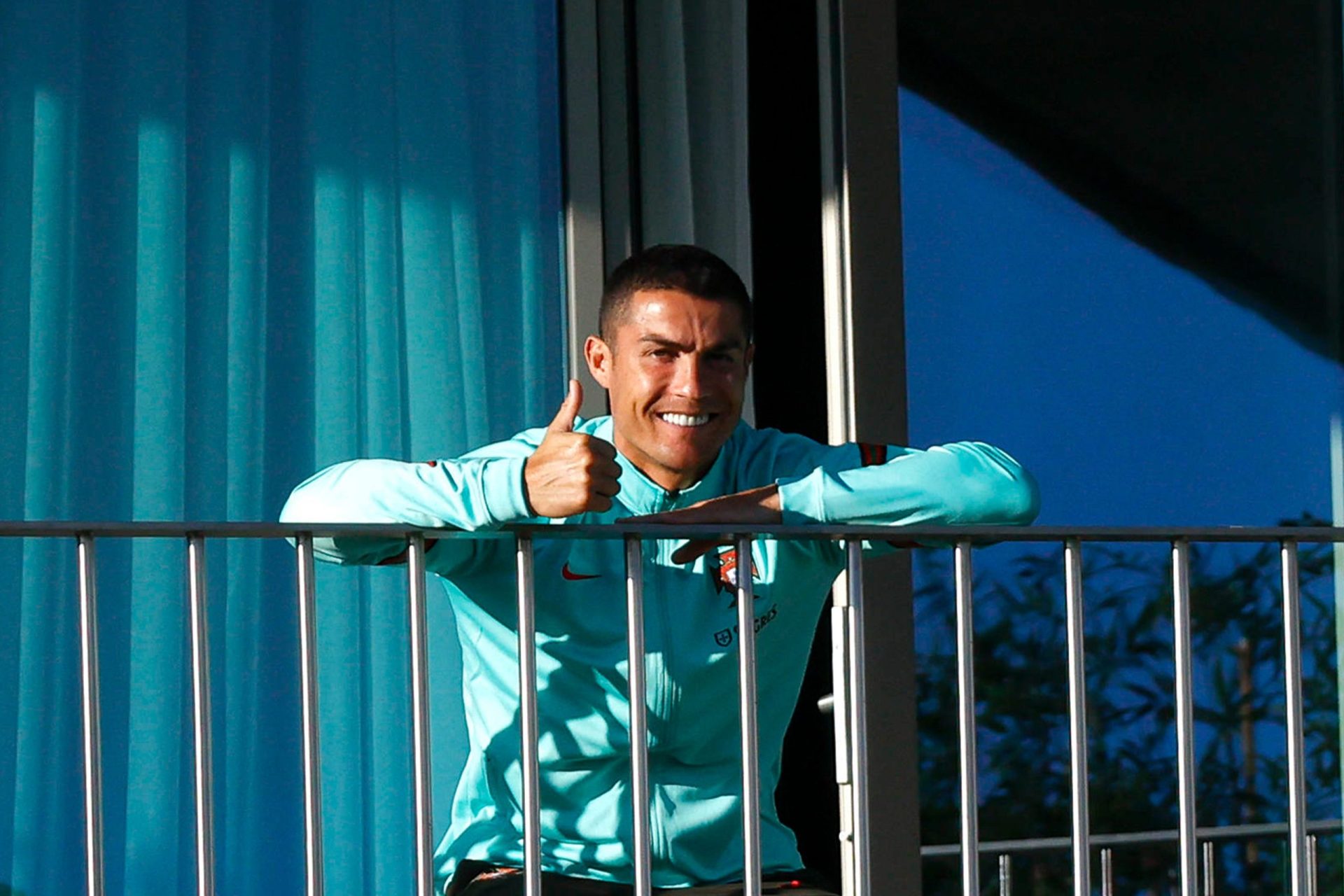 Ronaldo teve luz verde para sair do país. Foi especial?