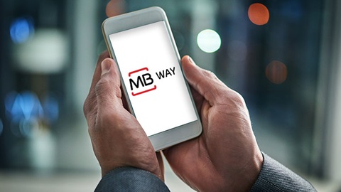 CGD isenta 2,5 milhões de clientes das taxas MB Way