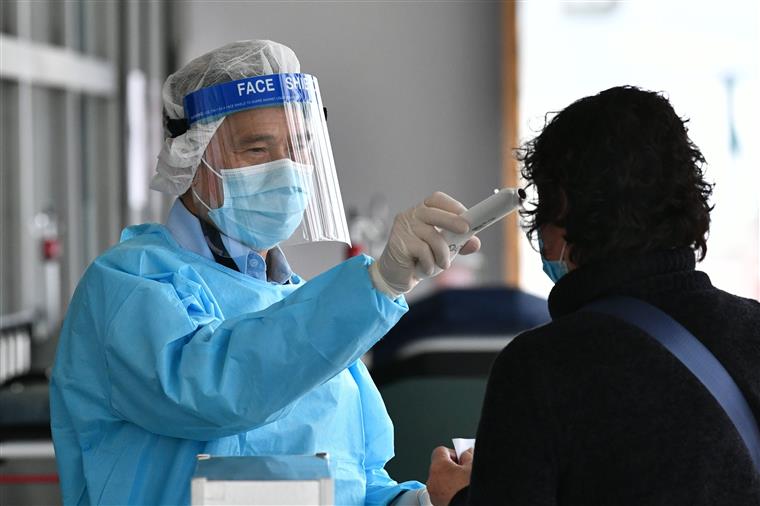Coronavírus. Registadas primeiras vítimas mortais estrangeiras na China