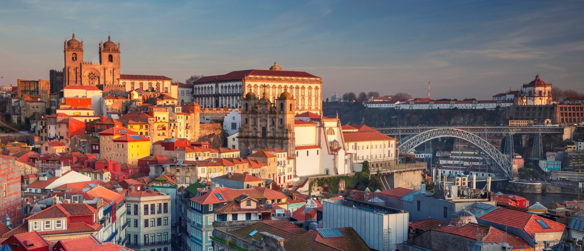 Hotéis e alojamentos locais no Porto estão a disponibilizar quartos para profissionais de saúde