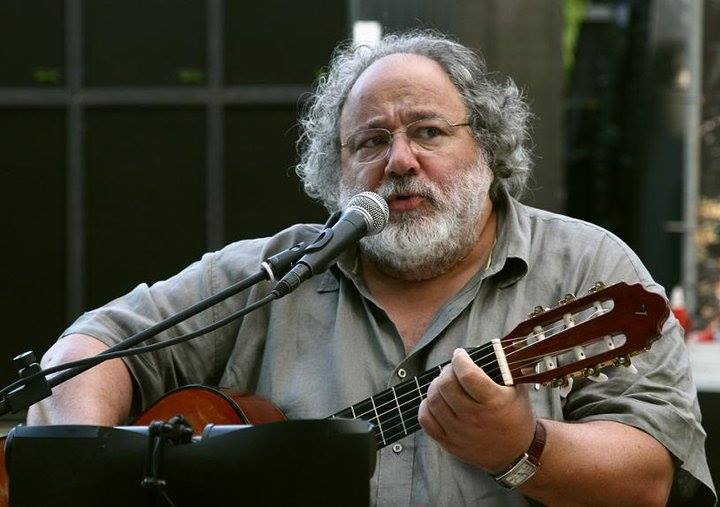 Morreu o cantor e compositor Pedro Barroso