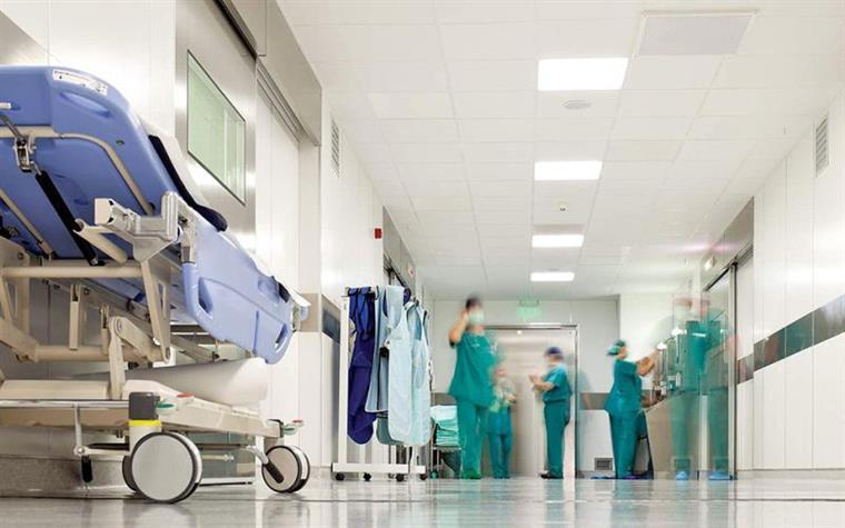 Setor da saúde defende plano de emergência para retomar resposta a doentes não covid