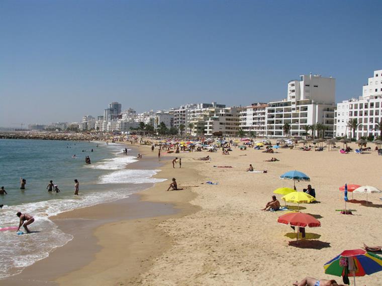 Algarve. &#8220;Migrantes devem ser considerados ilegais&#8221;