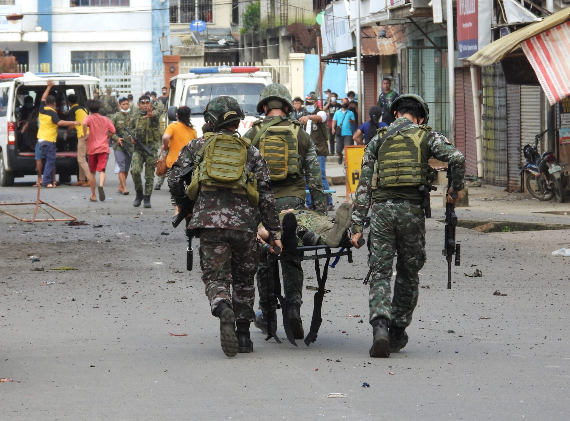 Atentado nas Filipinas causa 15 mortes