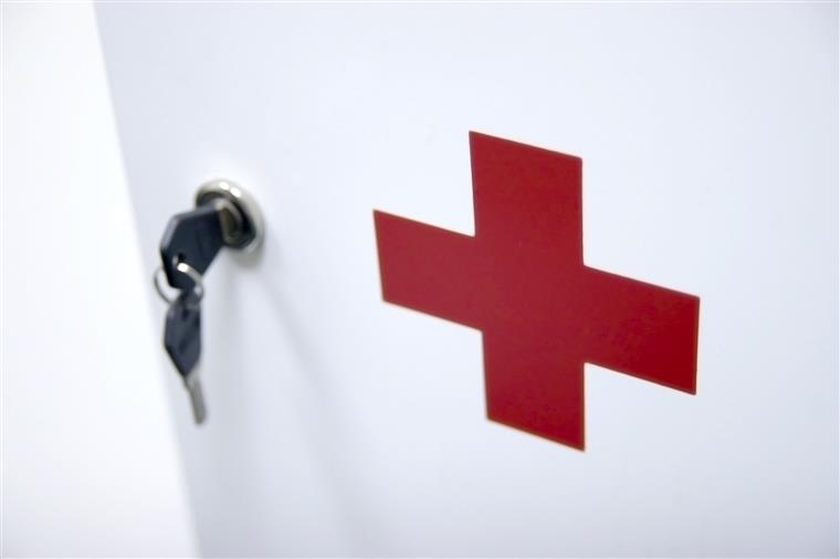 Cruz Vermelha quer oferecer meio milhão de testes de despiste à covid-19 a escolares e lares