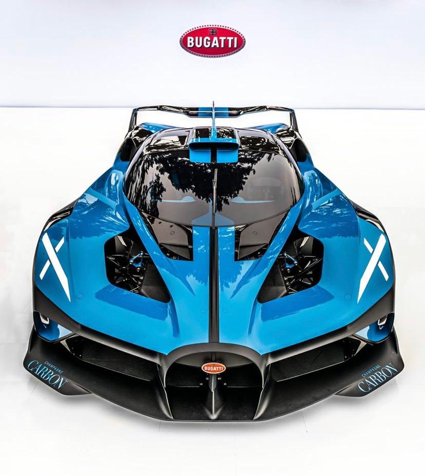 Bugatti Bolide eleito hipercarro mais bonito do mundo
