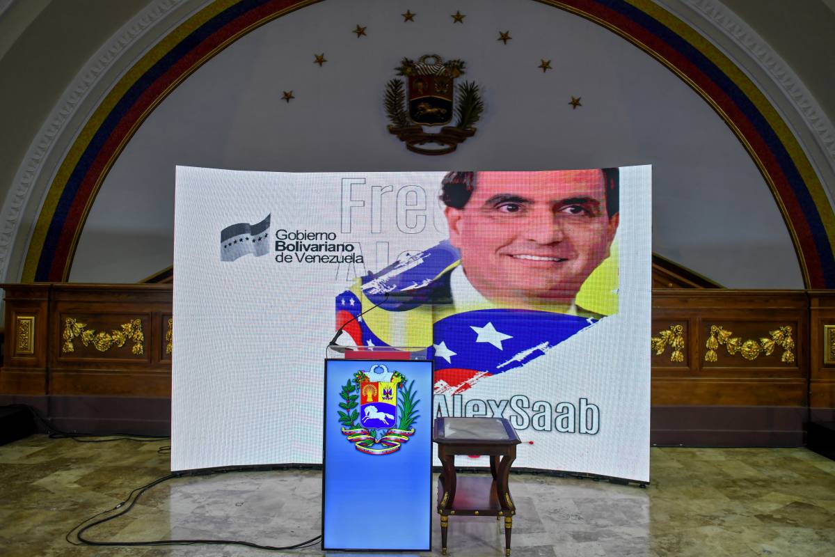Alegado testa de ferro de Maduro extraditado para os EUA