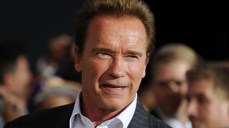 Arnold Schwarzenegger irritado com as políticas climáticas dos líderes mundiais