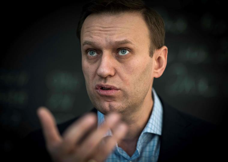 Navalny responde em tribunal após detenção