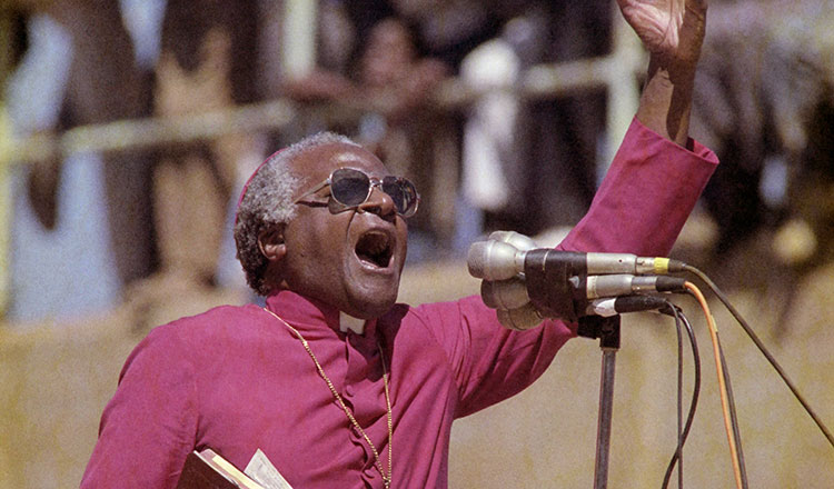 Desmond Tutu. O homem que deu uma voz aos sul-africanos oprimidos