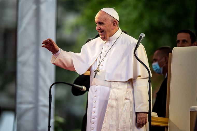 Papa frisa a importância de ter empatia e compaixão com os imigrantes