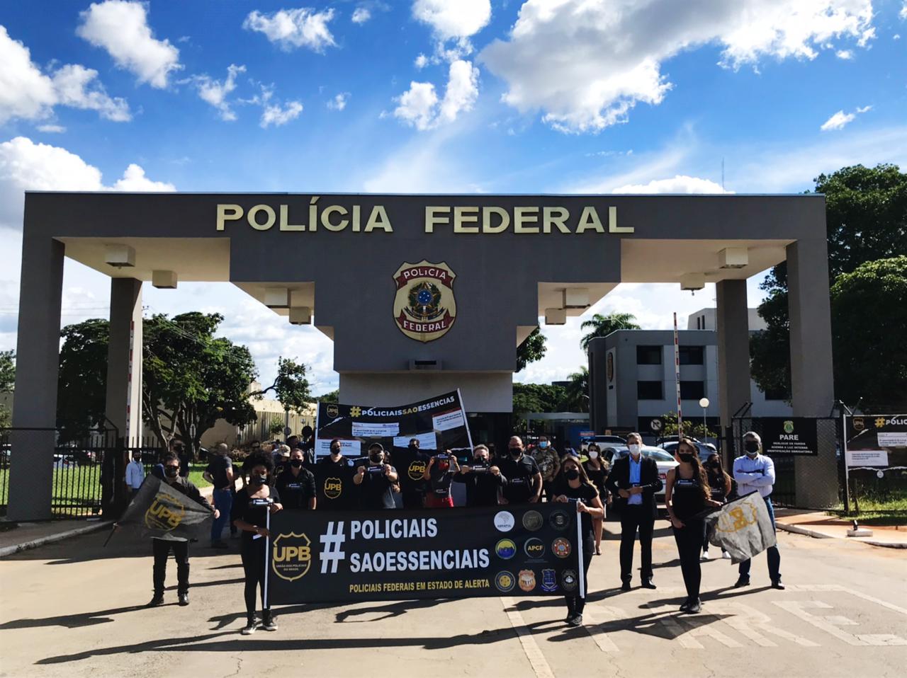 Polícias brasileiras regressam às ruas em protesto contra medidas do Governo