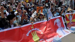 Myanmar em greve geral contra o regime militar