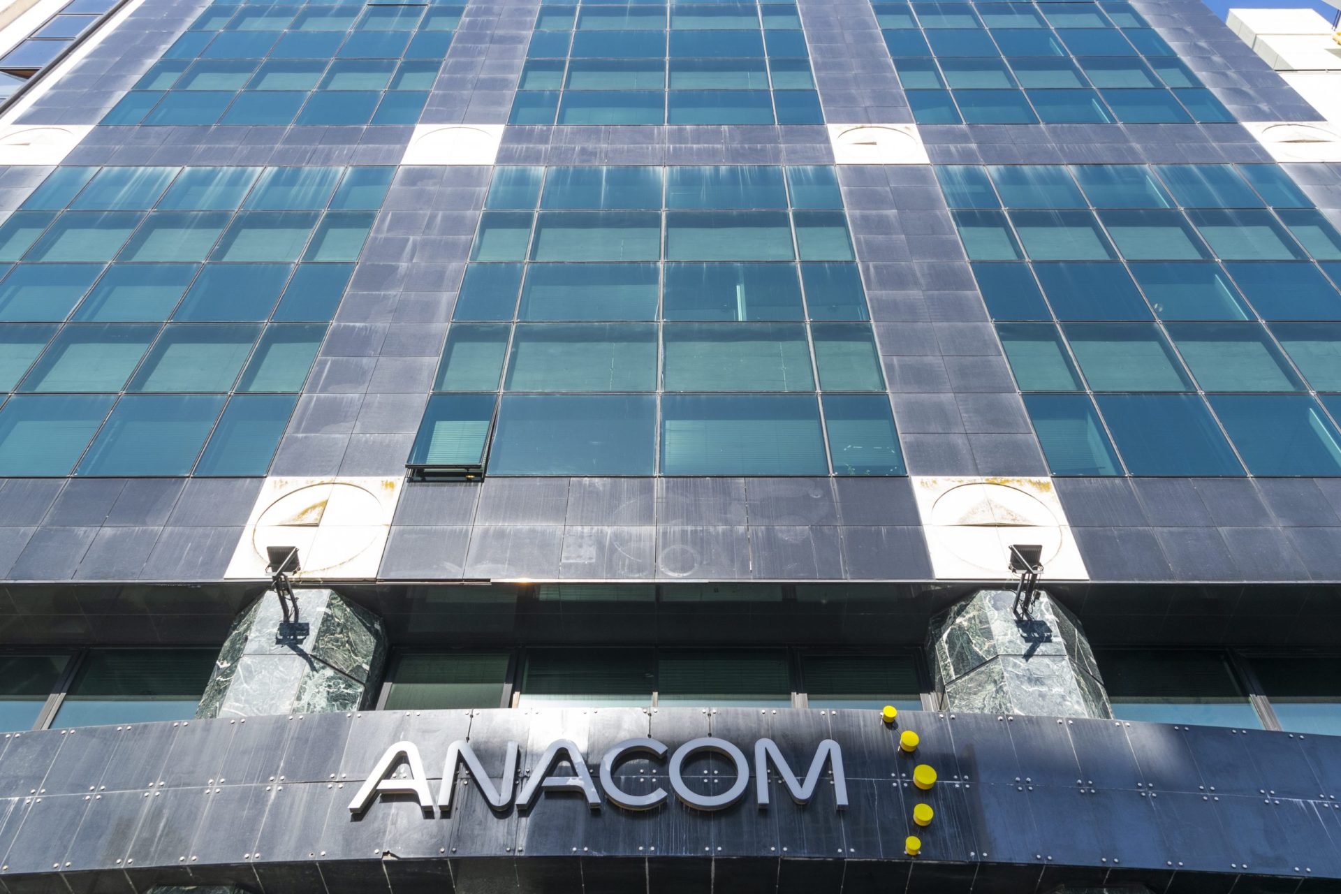 5G. Anacom quer prevenir &#8220;prolongamento excessivo&#8221; do leilão
