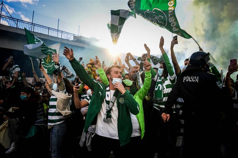 Duas dezenas de casos de covid-19 ligados aos festejos do Sporting em Lisboa, confirma DGS