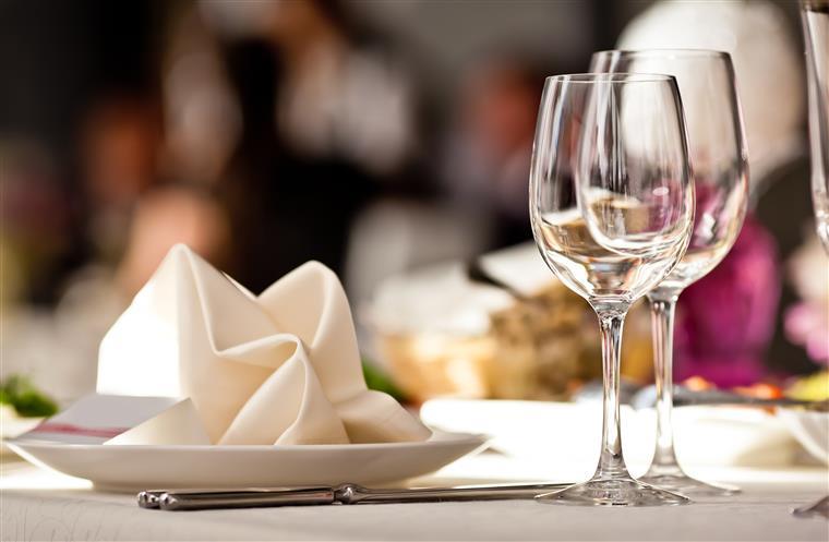 CIP propõe reajustamento da matriz de risco e fim de testes nos restaurantes