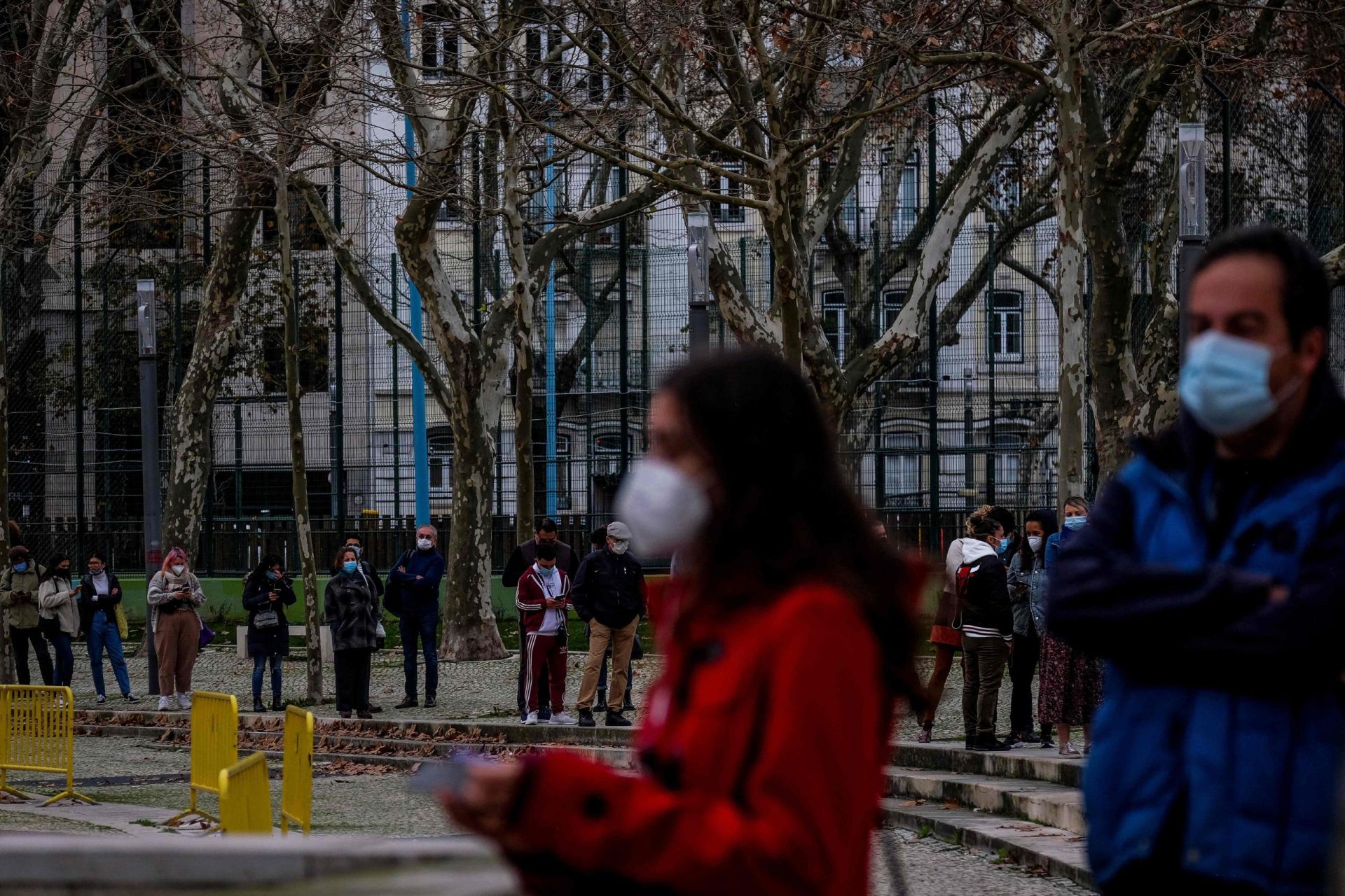 Mais de 500 mil portugueses estão isolados em casa