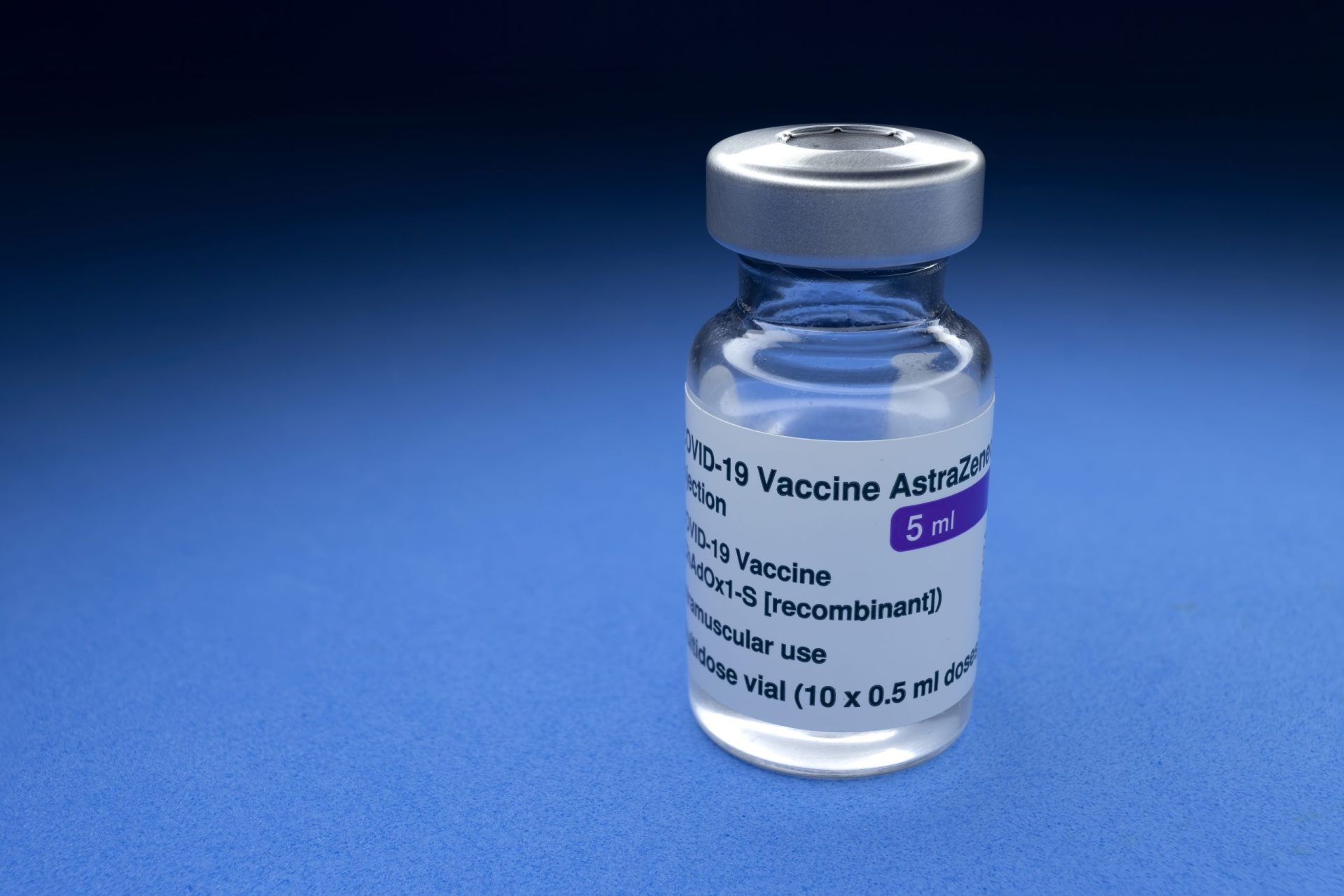Áustria torna vacinação contra a covid-19 “obrigatória” no próximo mês