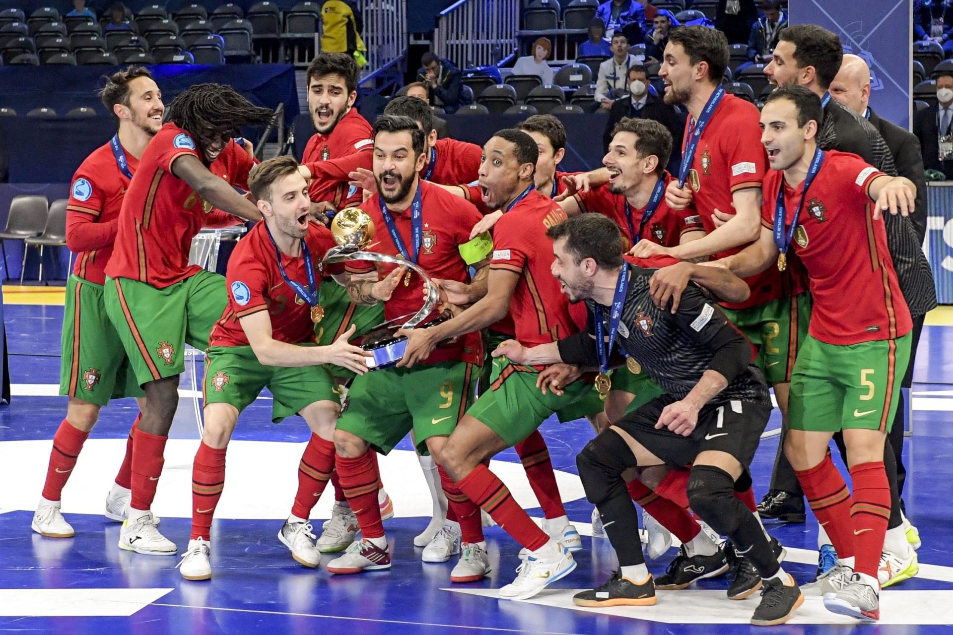 Portugal vence Rússia no futsal e prova a supremacia do bagaço frente à vodca