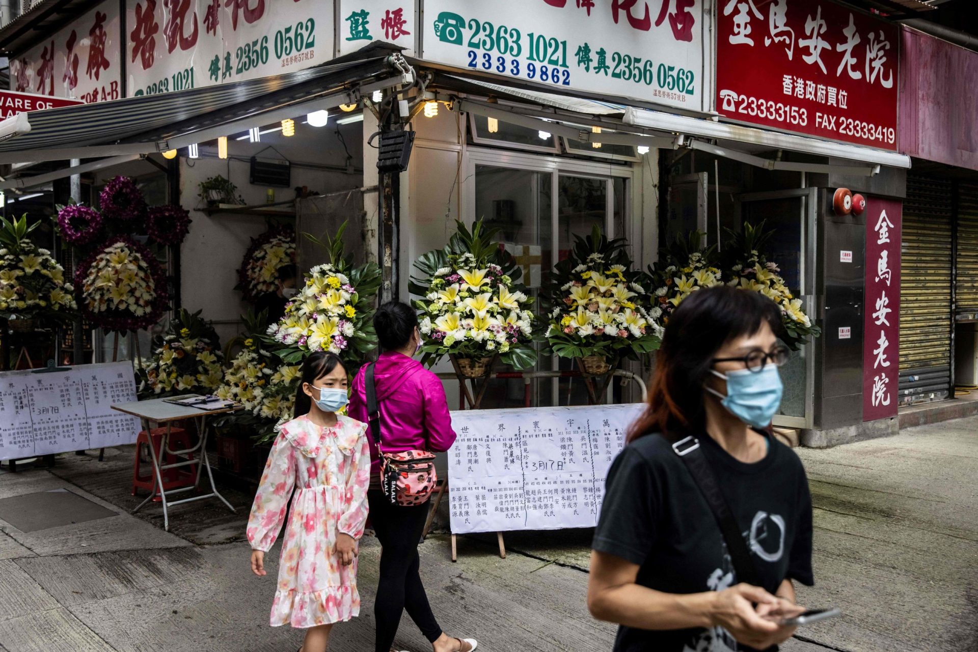Hong Kong pode abandonar política “zero casos” de covid-19