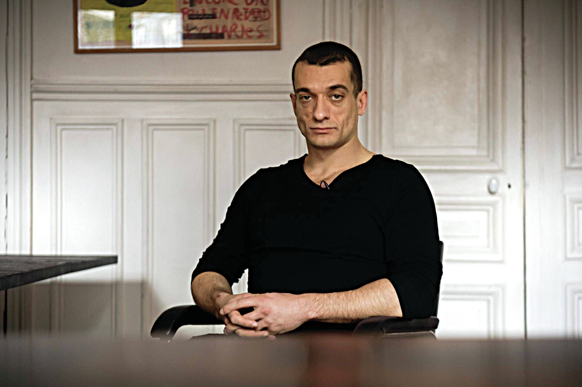 Piotr Pavlenski. Um artista nu no centro da Praça Vermelha
