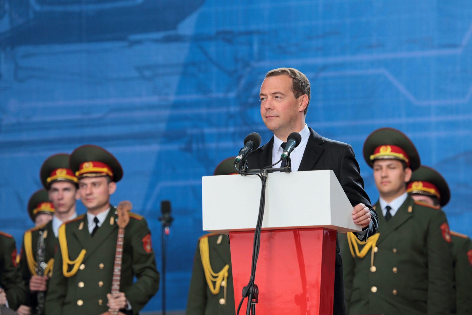 No rescaldo de Bucha, Medvedev expressa ódio à nação ucraniana