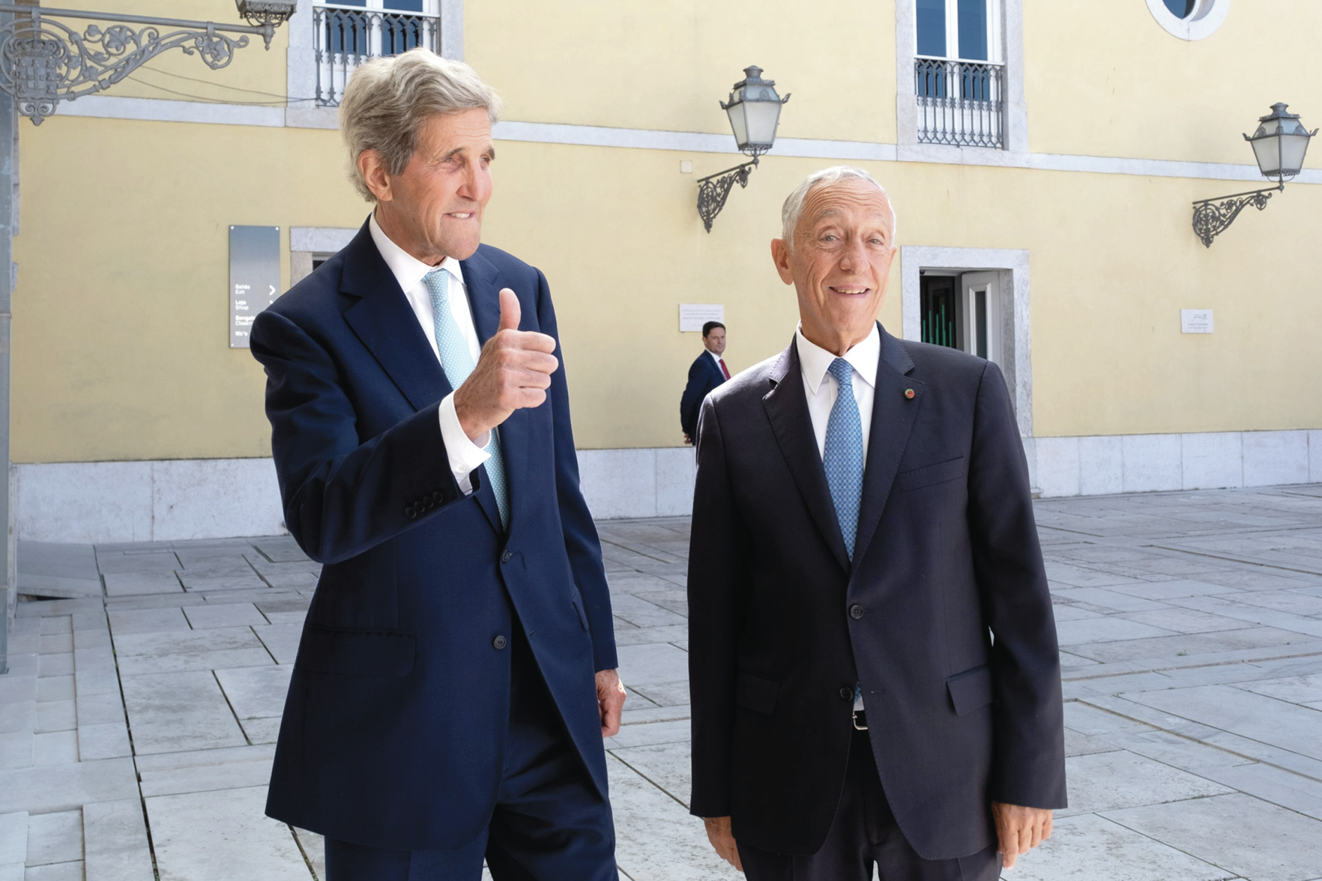 Primeiro-ministro falha Conselho de Estado com John Kerry
