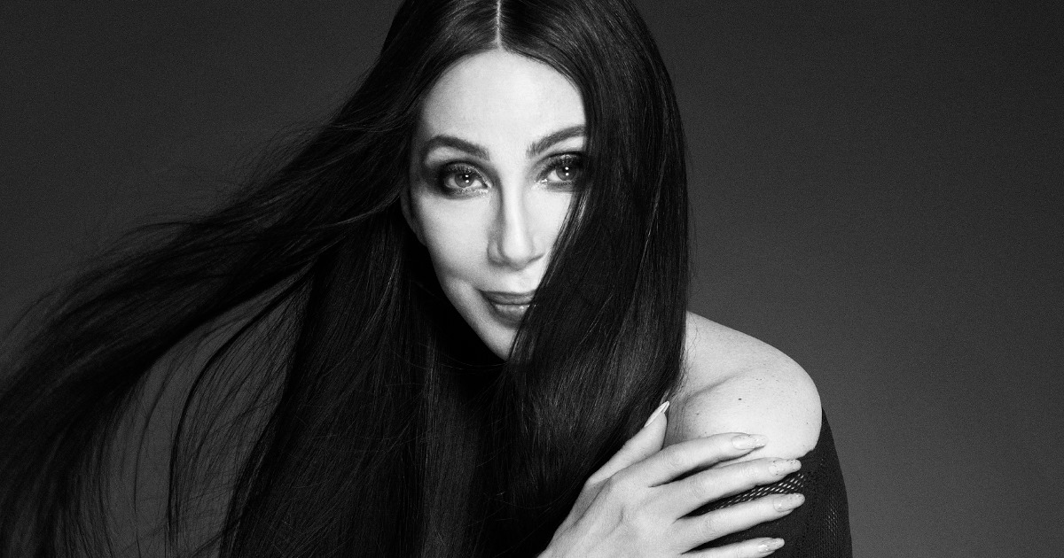 Cher revela que sofreu três abortos espontâneos para criticar decisão do Supremo