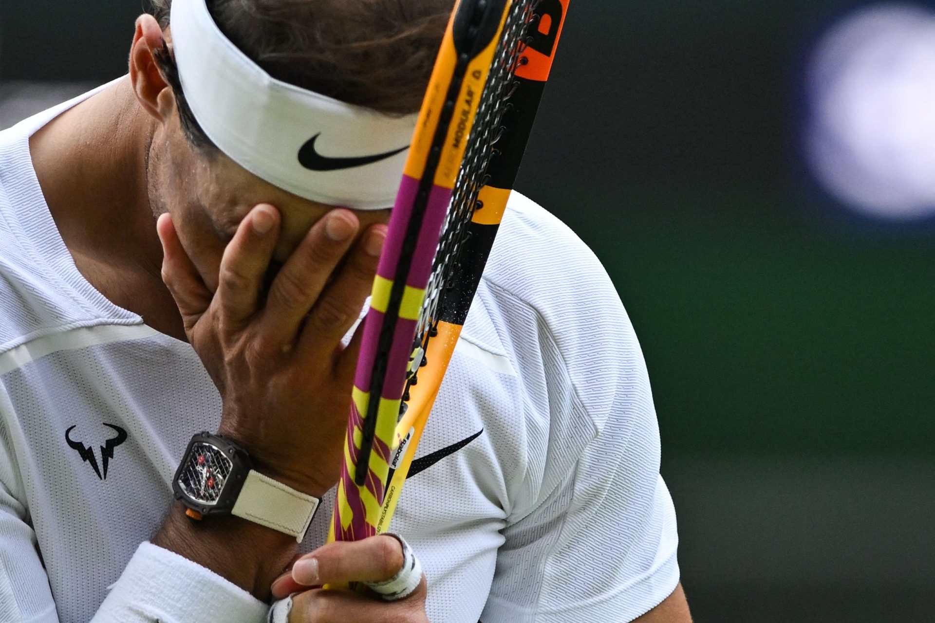 Nadal despede-se de Wimbledon com lesão